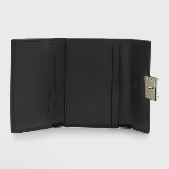 МСМ NWT Tracy Trifold Mini Leather Wallet - Picture 3 of 4